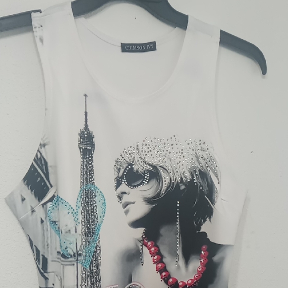 Women's Crimson White Graphic Women's Top Or Dress Size Large